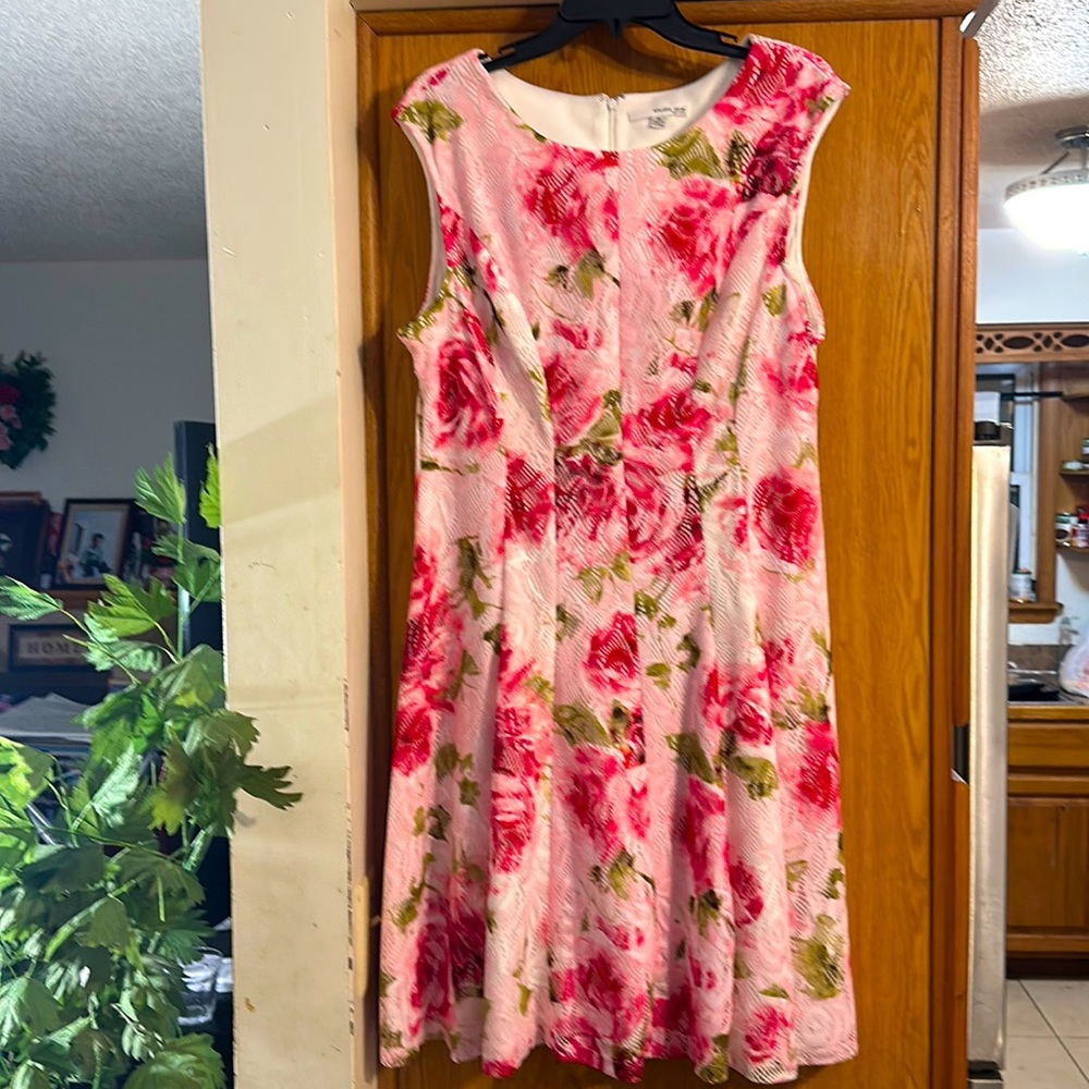 Studio one New York dress sz 18 floral